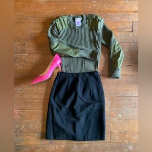 British Woolly Pully 100% wool sweater army green style w patched shoulder&elbow